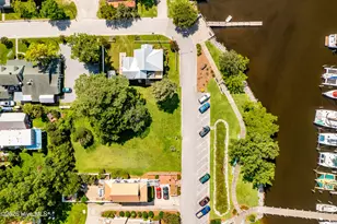 516 S Water St, Oriental, NC 28571 - Photo 10
