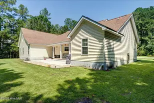 110 Seattle Slew Dr, Havelock, NC 28532 - Photo 8