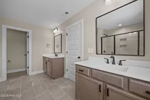 819 Lendy Dr, Greenville, NC 27858 - Photo 26