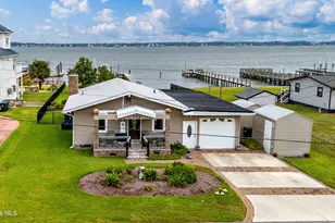 102 Shore Line Dr, Atlantic Beach, NC 28512 - Photo 2