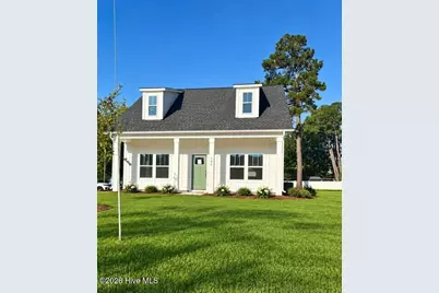 703 N Thompson Street #103, Whiteville, NC 28472 - Photo 2