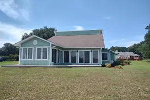 224 River Reach Dr, Swansboro, NC 28584 - Photo 44