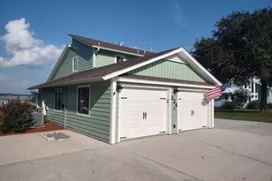 224 River Reach Dr, Swansboro, NC 28584 - Photo 4