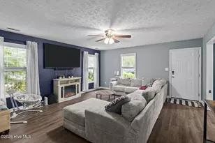 324 Lee Dr, Havelock, NC 28532 - Photo 8