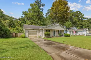 324 Lee Dr, Havelock, NC 28532 - Photo 4