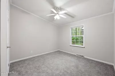 3800 Frances Avenue, New Bern, NC 28562 - Photo 32