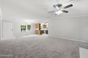 3800 Frances Ave, New Bern, NC 28562 - Photo 14