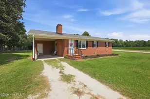 141 Hinnant St, Snow Hill, NC 28580 - Photo 2