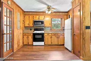 1326 Roosevelt Ave, Plymouth, NC 27962 - Photo 8