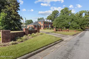 415 Woodland Dr, Jacksonville, NC 28540 - Photo 2