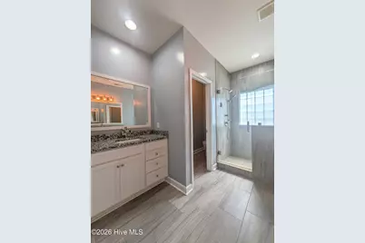 305 Weatherford Drive, Jacksonville, NC 28540 - Photo 16