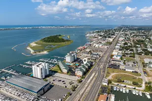 104 S 3rd St, Morehead City, NC 28557 - Photo 2