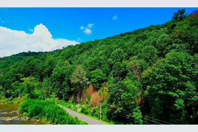 2872 Panther Creek Road, Clyde, NC 28721 - Photo 10