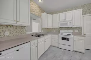 5006 Carleton Dr, Wilmington, NC 28403 - Photo 10