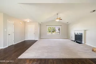 753 Radiant Dr, Jacksonville, NC 28546 - Photo 8