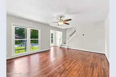 128 Robinhood Drive, Jacksonville, NC 28546 - Photo 8
