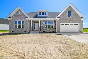 120 Colington Cir, Aydlett, NC 27916 - Photo 2
