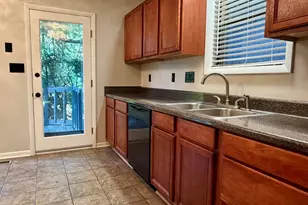 951 Creek Side Run, Fayetteville, NC 28303 - Photo 10