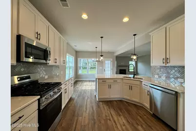 2729 Longleaf Pine Circle, Leland, NC 28451 - Photo 6