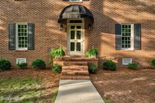 113 Edinborough Ct, Rocky Mount, NC 27803 - Photo 2