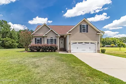 501 Western Wayne Drive, Pikeville, NC 27863 - Photo 2