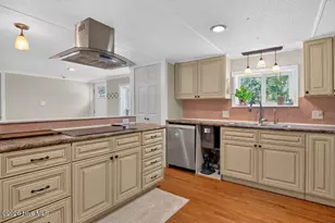 405 Sand Ridge Rd, New Bern, NC 28560 - Photo 6