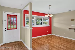 2400 N Hills Dr, New Bern, NC 28562 - Photo 2