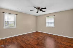 2400 N Hills Dr, New Bern, NC 28562 - Photo 8