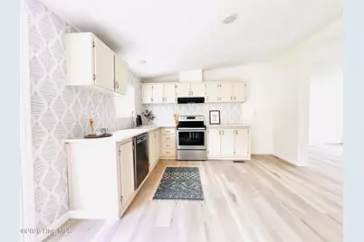 310 Michelle Lane, Rocky Point, NC 28457 - Photo 8