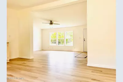 310 Michelle Lane, Rocky Point, NC 28457 - Photo 6