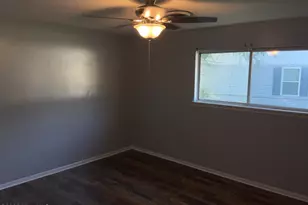 121 Loblolly Ct, Jacksonville, NC 28540 - Photo 10