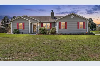 301 Parkton Drive, Richlands, NC 28574 - Photo 1