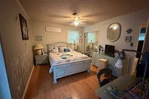 810 E Cape Harbor Dr, Southport, NC 28461 - Photo 2