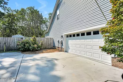 1272 S Shore Drive, Southport, NC 28461 - Photo 4