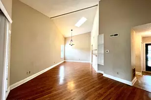 724 Azalea Dr, Hampstead, NC 28443 - Photo 2