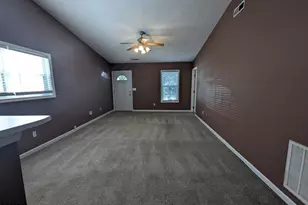 705 Varsity Dr, Wilmington, NC 28403 - Photo 2