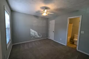 705 Varsity Dr, Wilmington, NC 28403 - Photo 8