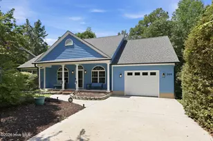209 N Holland Point Dr, Stella, NC 28582 - Photo 2