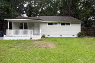 515 Oak Ln, Jacksonville, NC 28540 - Photo 1