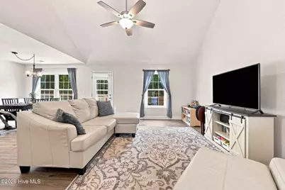 128 Danielle Drive, Elizabeth City, NC 27909 - Photo 4