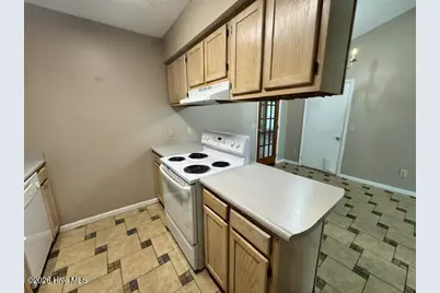 4914 Pin Oak Drive, Wilmington, NC 28411 - Photo 6