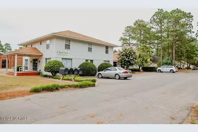 5 Dowd Circle #Ste E, Pinehurst, NC 28374 - Photo 2
