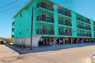 418 N Carolina Beach Ave N, Carolina Beach, NC 28428 - Photo 2