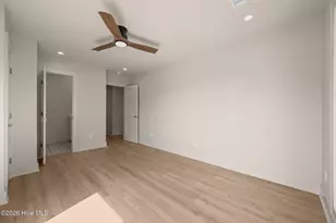 608 S Topsail Dr, Surf City, NC 28445 - Photo 102