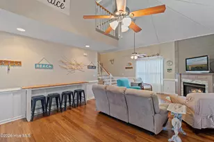 117 NE 33rd St, Oak Island, NC 28465 - Photo 6