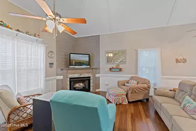 117 NE 33rd Street, Oak Island, NC 28465 - Photo 8