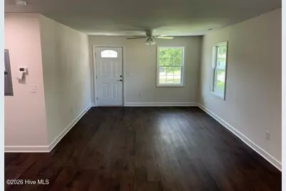 1402 Hazel Avenue, New Bern, NC 28560 - Photo 8
