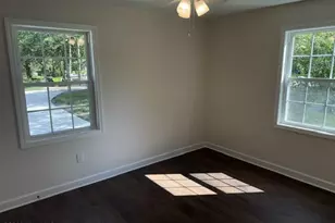 1402 Hazel Ave, New Bern, NC 28560 - Photo 10