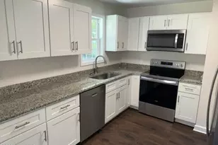 1402 Hazel Ave, New Bern, NC 28560 - Photo 6