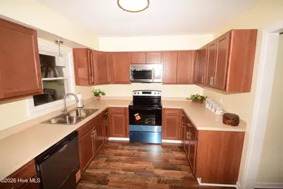 1005 Stillwood Circle, Jacksonville, NC 28540 - Photo 12
